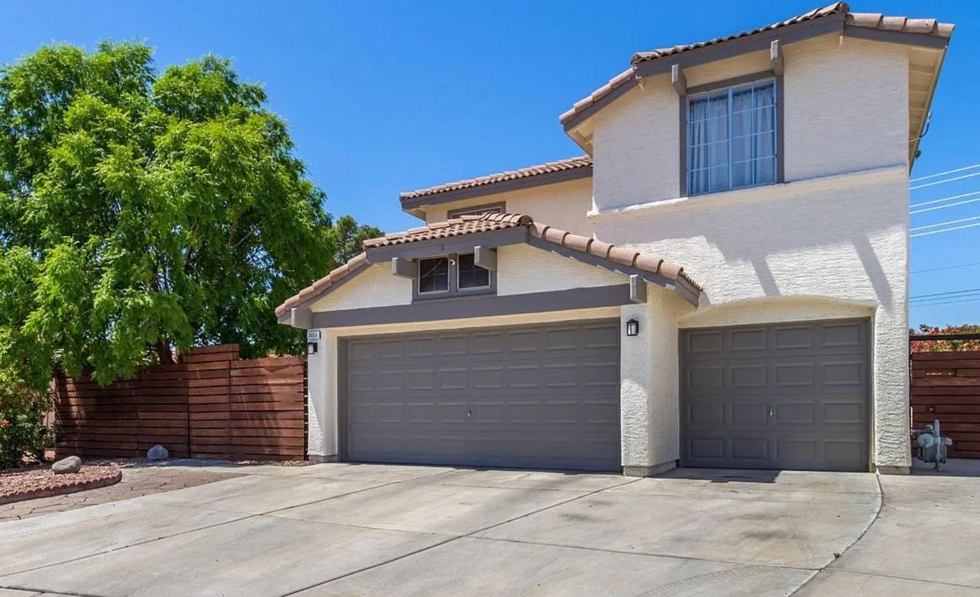 Comfy Expansive Home - Near The Strip - Heated Pool Лас Вегас Екстериор снимка